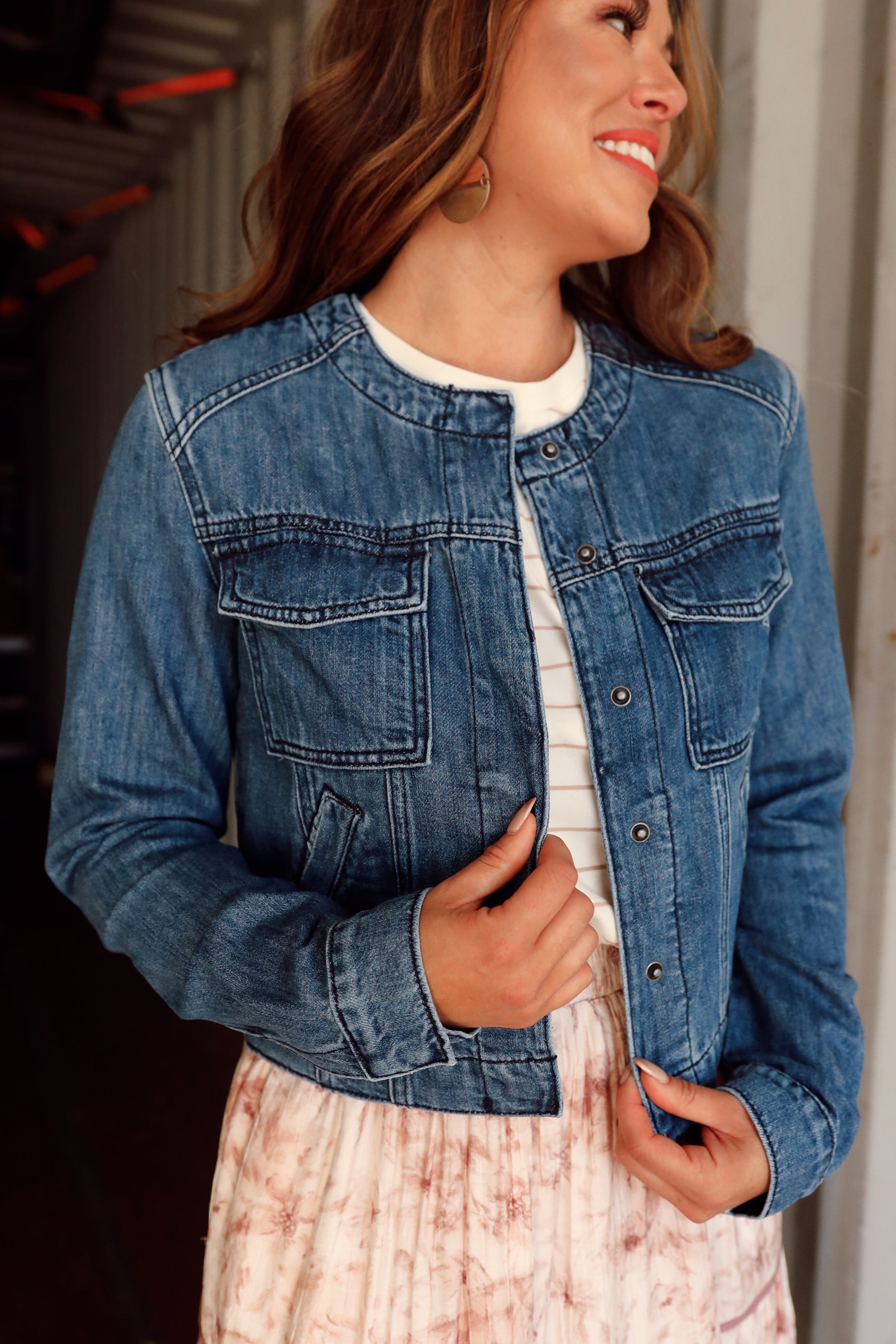 ELLIS COLLARLESS DENIM JACKET